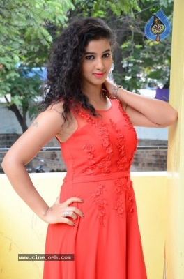 Actress Pavani Photos - 17 of 18