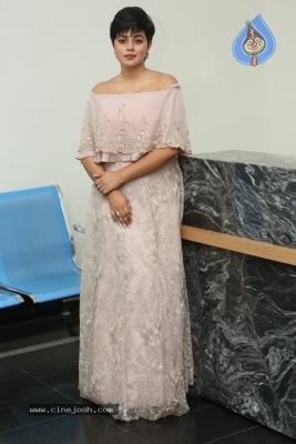 Actress Poorna Photos - 17 of 19