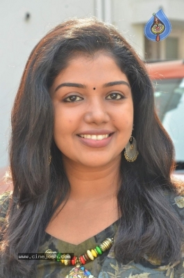 Actress Riythvika Latest Stills - 6 of 11