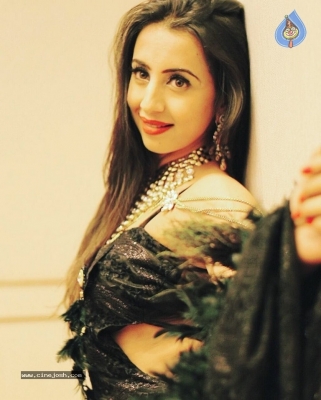 Actress Sanjjanaa Galrani Latest Photos - 10 of 10