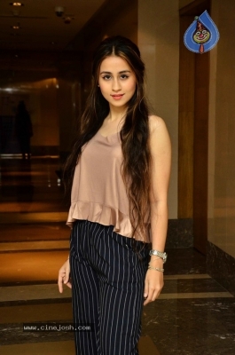 Actress Simrath Juneja Latest Photoshoot - 15 of 18