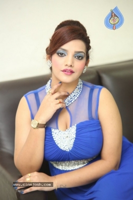 Actress Sk Attiya Photos - 17 of 21