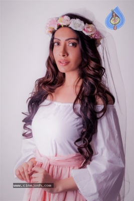 Actress Surabhi Prabhu Photoshoot - 18 of 33