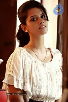 Actress Swathishta Stills - 6 of 9