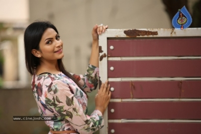 Actress Swetha Varma Photos - 13 of 15