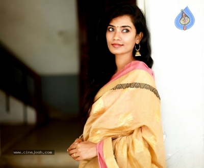 Actress Tanvi Photoshoot - 4 of 18