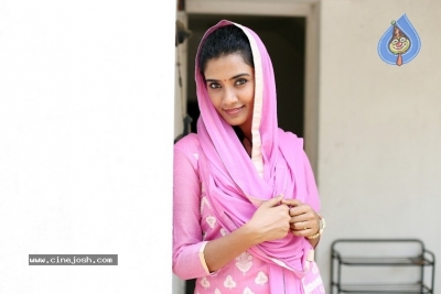 Actress Tanvi Photoshoot - 15 of 18
