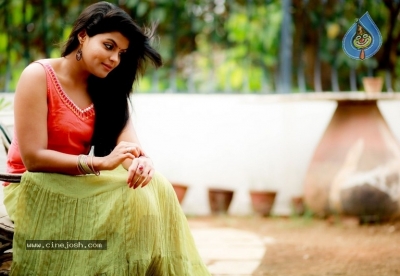 Actress Tejashree Jadhav Photoshoot - 10 of 28