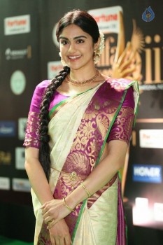 Adah Sharma at IIFA Utsavam - 8 of 40