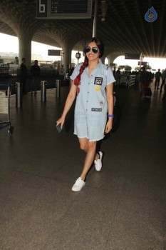 Adah Sharma in Airport Pics - 5 of 9