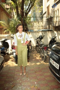 Alia Bhatt New Photos - 4 of 21