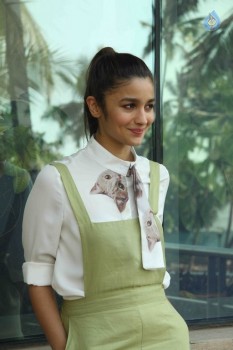 Alia Bhatt New Photos - 16 of 21