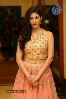 Amyra Dastur Photos - 6 of 38