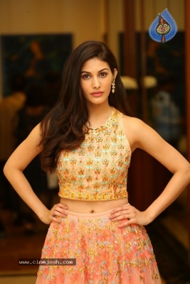 Amyra Dastur Photos - 16 of 38