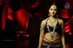 anushka-stills-in-dhamarukam