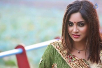 Arshi Khan New Photos - 12 of 21