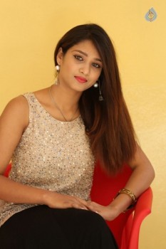 Arthi Latest Photos - 23 of 33