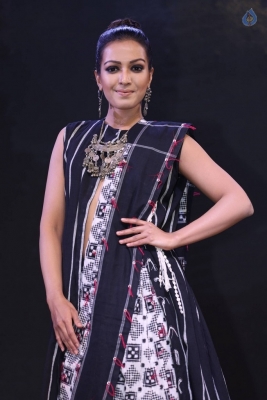 Catherine Tresa at Woven 2017 Fashion Show - 2 of 28
