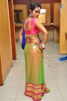 Dancer Nisha New Pics - 7 of 42