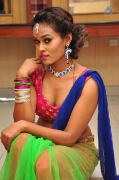 Dancer Nisha New Pics - 20 of 42