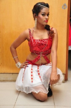 Dancer Nisha New Pics - 22 of 42
