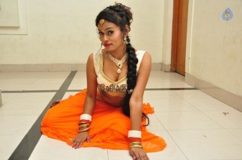 Dancer Nisha Photos - 19 of 57
