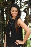 ester-noronha-new-photos