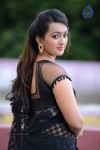 ester-noronha-stills