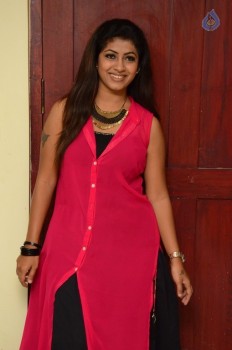 Geethanjali New Pics - 20 of 40