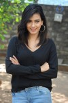 hebah-patel-new-stills