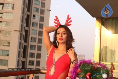 Heena Panchal Christmas Photo Shoot - 15 of 21