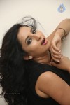 ishika-singh-new-hot-stills