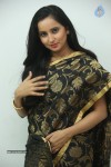 ishika-singh-new-photos