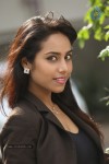 khenisha-chandran-stills