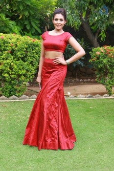 Madhu Shalini Photos - 18 of 21