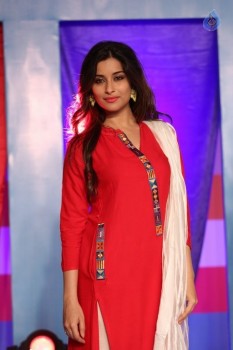 Madhurima New Photos - 24 of 34