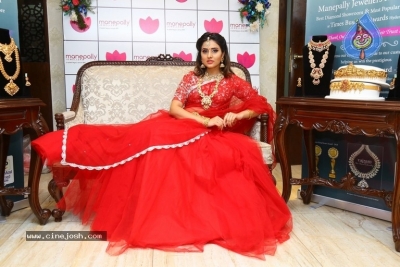 Model Nikitha Chaturvedi Stills - 10 of 17