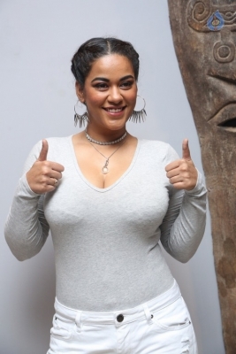 Mumaith Khan New Pics - 6 of 28