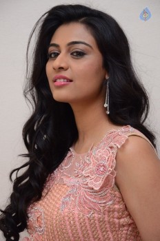 Neha Hinge New Gallery - 7 of 39