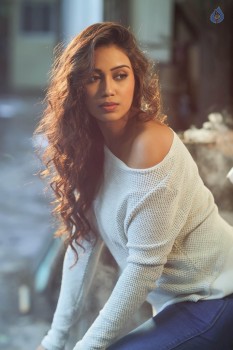 Nivetha Pethuraj Photos - 12 of 15