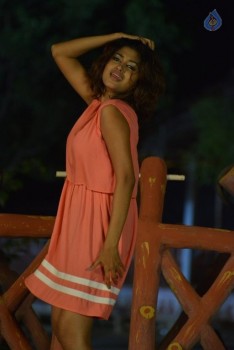 oviya-latest-photos