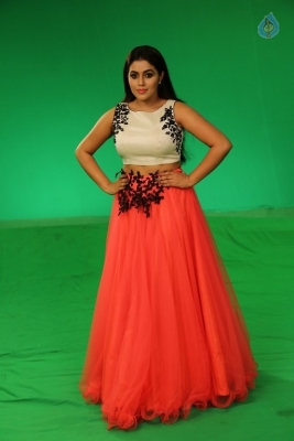 Poorna New Gallery - 14 of 33