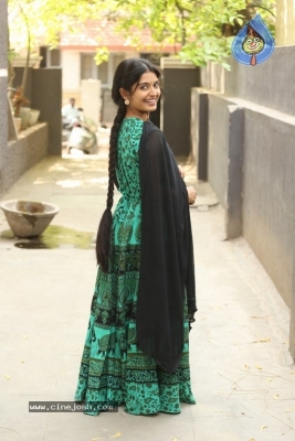 Priyanka Jain Photos - 12 of 21