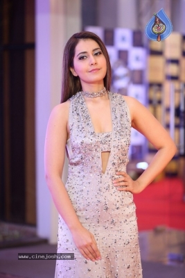 Raashi Khanna at Gaana Mirchi Music Awards - 15 of 21