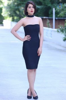 Raashi Khanna Latest Pictures - 19 of 28