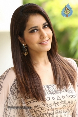 Raashi Khanna Latest Pictures - 3 of 18