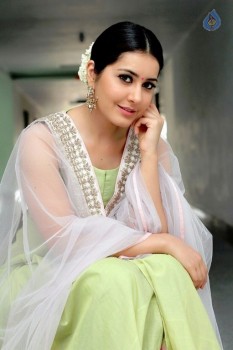 Raashi Khanna Pictures - 13 of 26