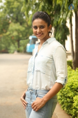 Rakul Preet Singh New Photos - 23 of 35