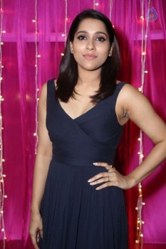 Rashmi Gautam at Zee Telugu Apsara Awards - 7 of 15