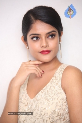 Riddhi Kumar New Images - 6 of 21